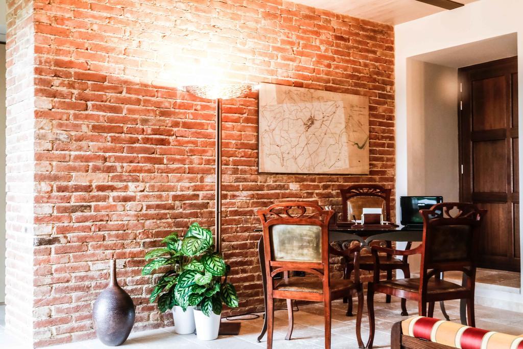 Cascina Cortine Bed & Breakfast Guarene Exterior photo